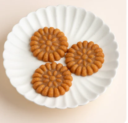 KOREAN HONEY CAKE SAMLIP , 삼립 궁중꿀약과 수라방  300g - Image 3